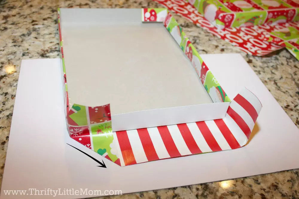 How To Wrap Gifts Like a Pro 4