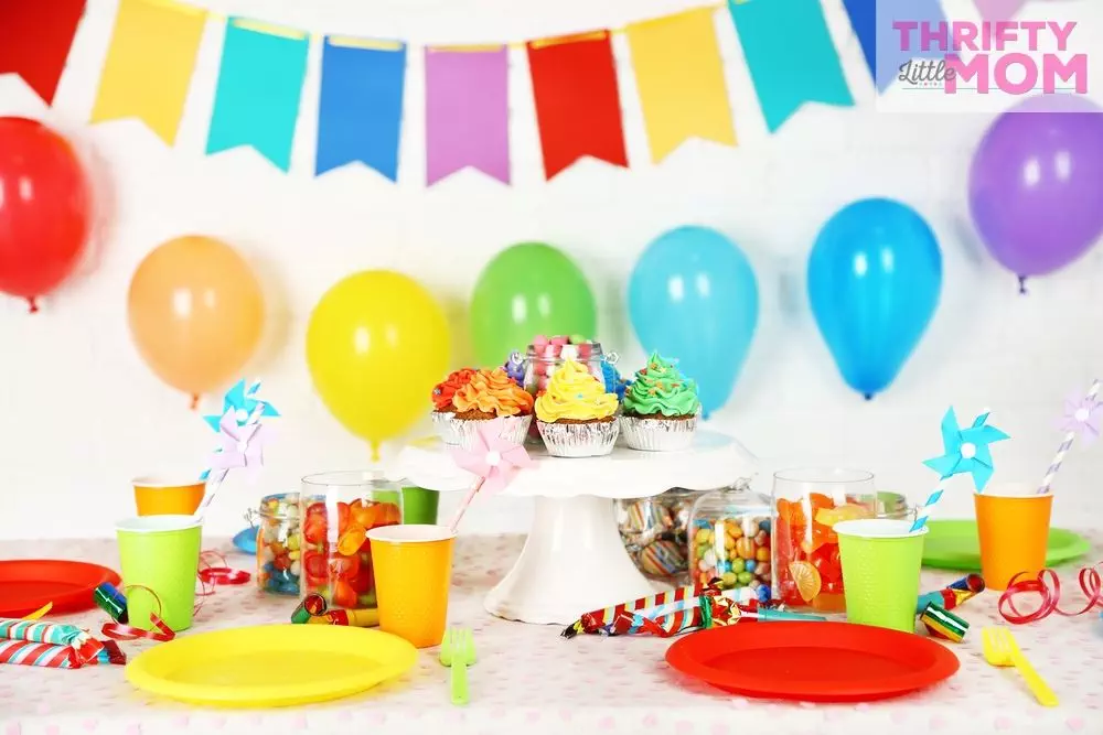 20 Fabulous Rainbow Theme Party Ideas
